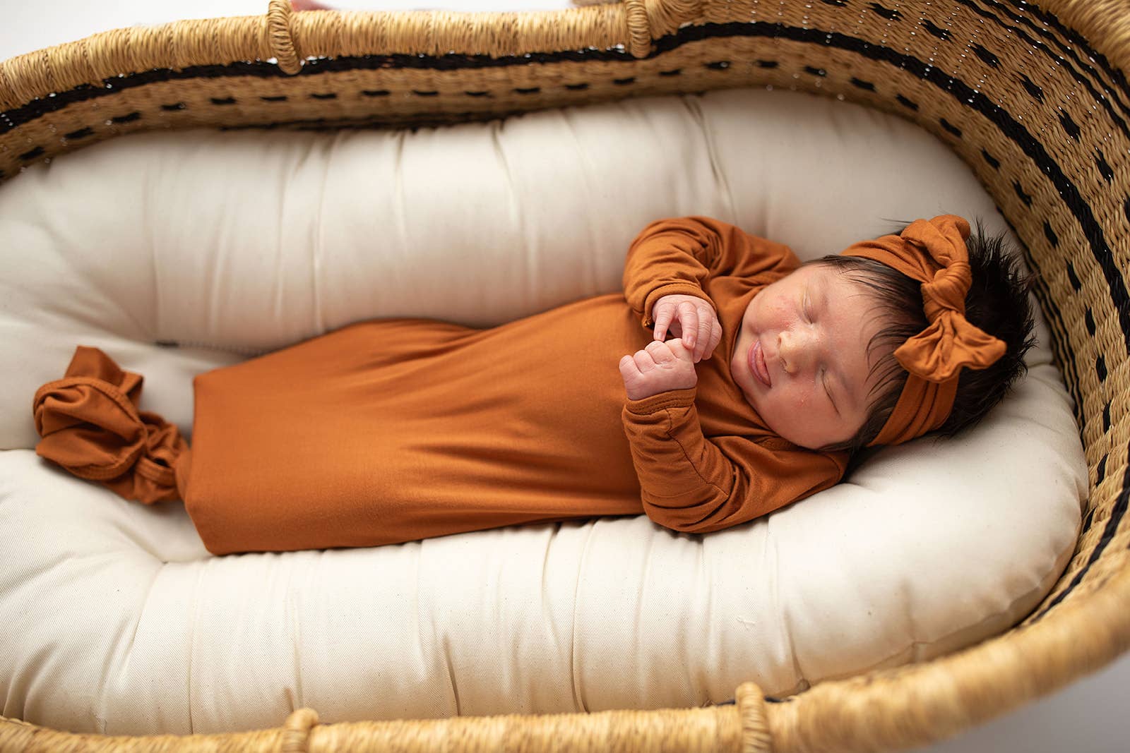 Saddle Longhorn Orange Western Knotted Newborn Baby Gown & knotted hat