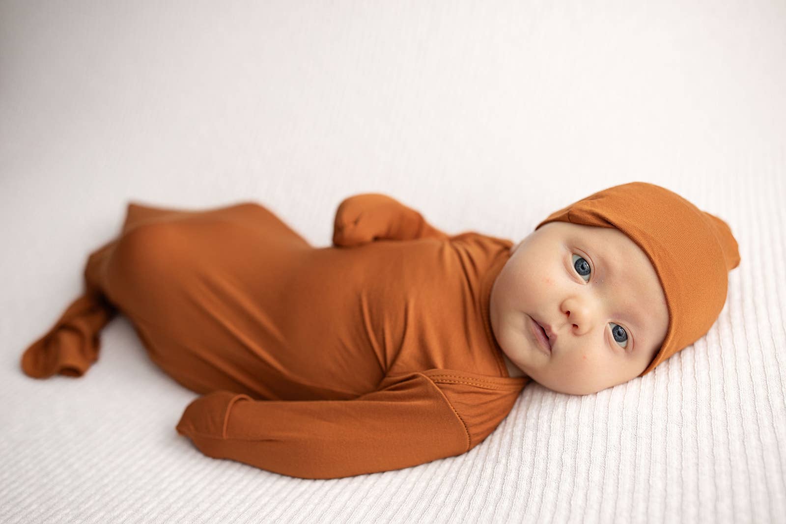 Saddle Longhorn Orange Western Knotted Newborn Baby Gown & knotted hat